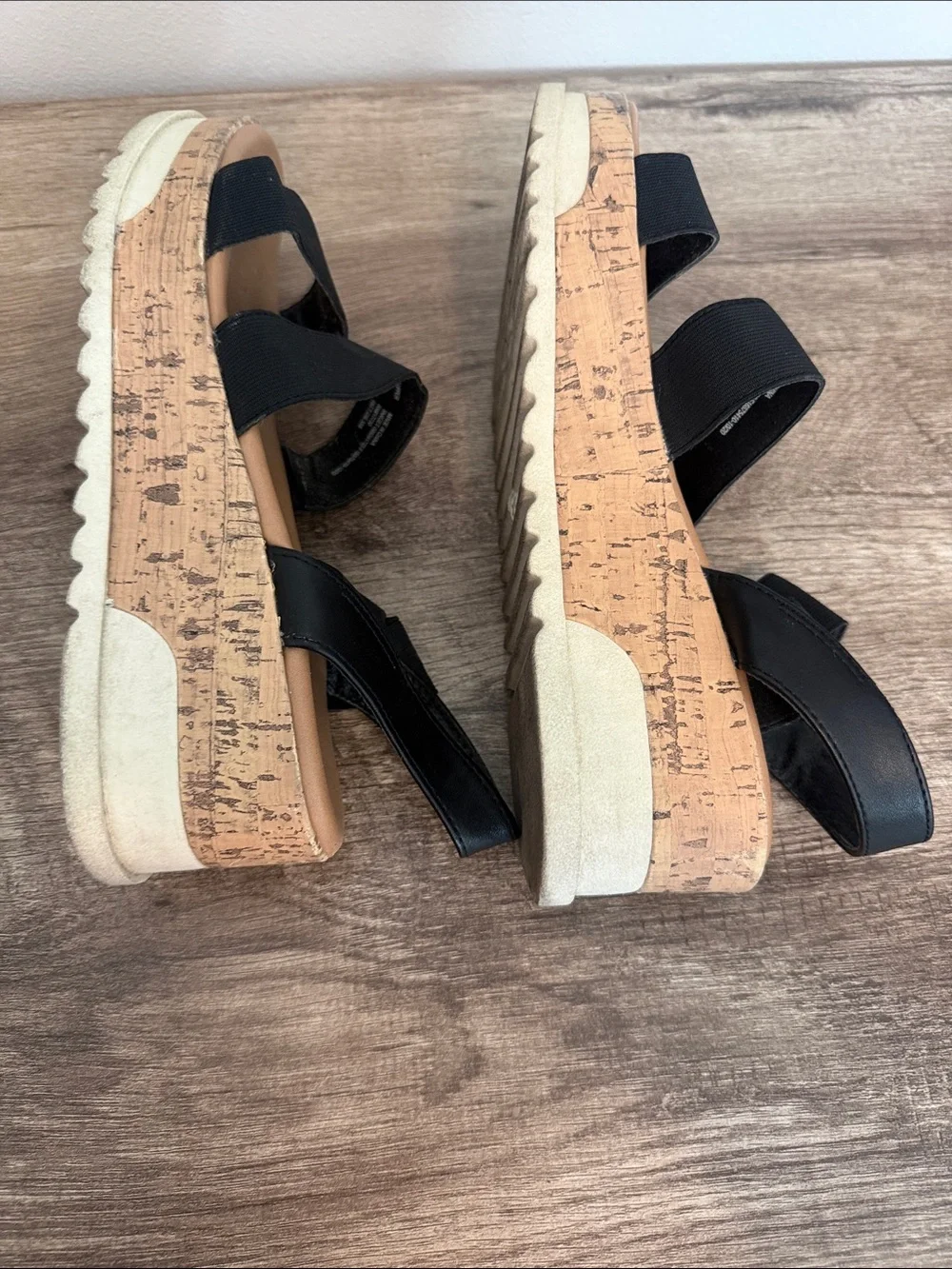 Universal Thread Benni Sporty Platform Sandals